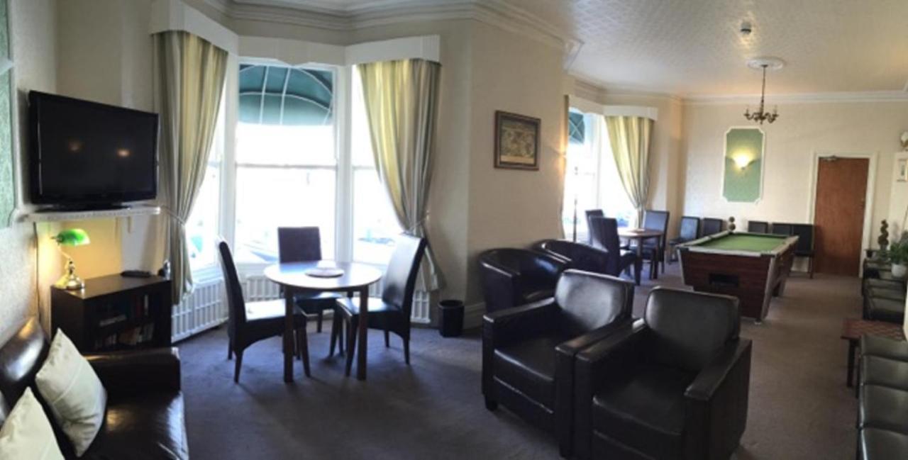 The Sea Crest Hotel มอร์คัมบ์ ภายนอก รูปภาพ